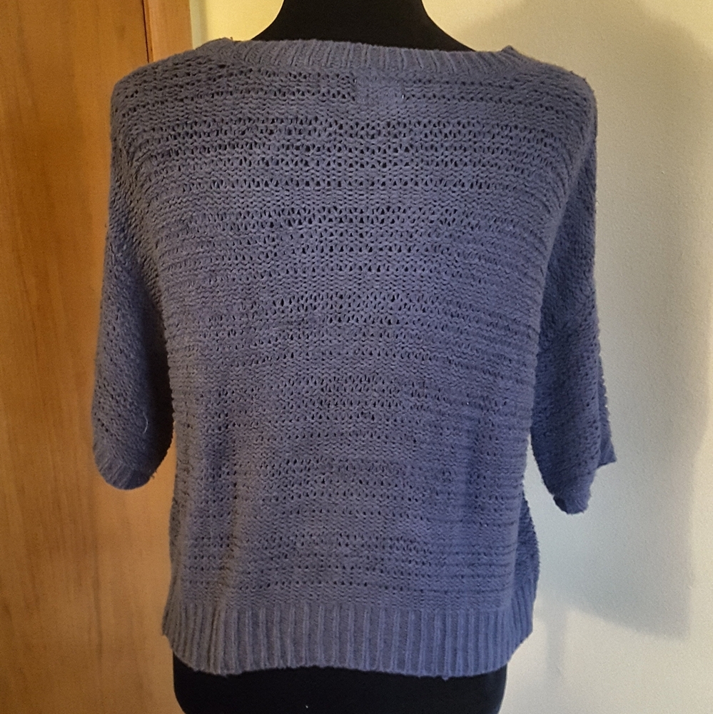 Simple Blue Sweater - Picture 5 of 6